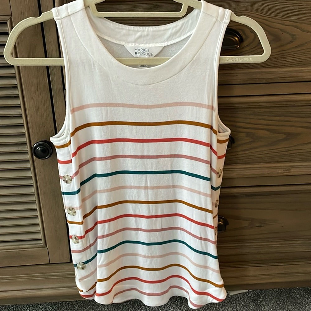 Market and Spruce striped tank top with side button detail.